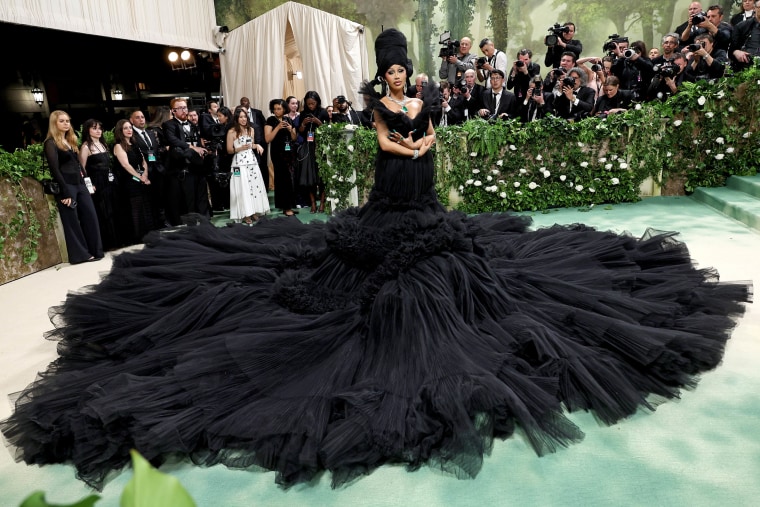 Lady Gaga Shocks Everyone at the Met Gala 2024!