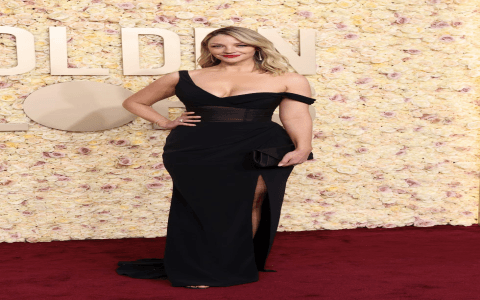 Golden Globes 2024: Hunter Schafer Steals the Show