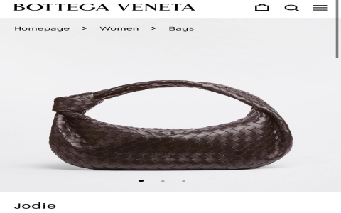 Brown Suede Shoulder Bag: A Chic and Practical Choice for You!