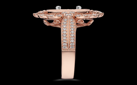 What makes the 1929 Worlds Fair necklace unique?  Simple guide to its special charm and lasting value!