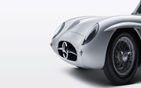 Looking for Mercedes Benz LS 300 Backside View? See the Beauty and Power of This Car from Behind!