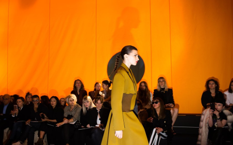 Joan Kennedy Business of Fashion: What Did She Do? (Simple Guide to Her Fashion Career)