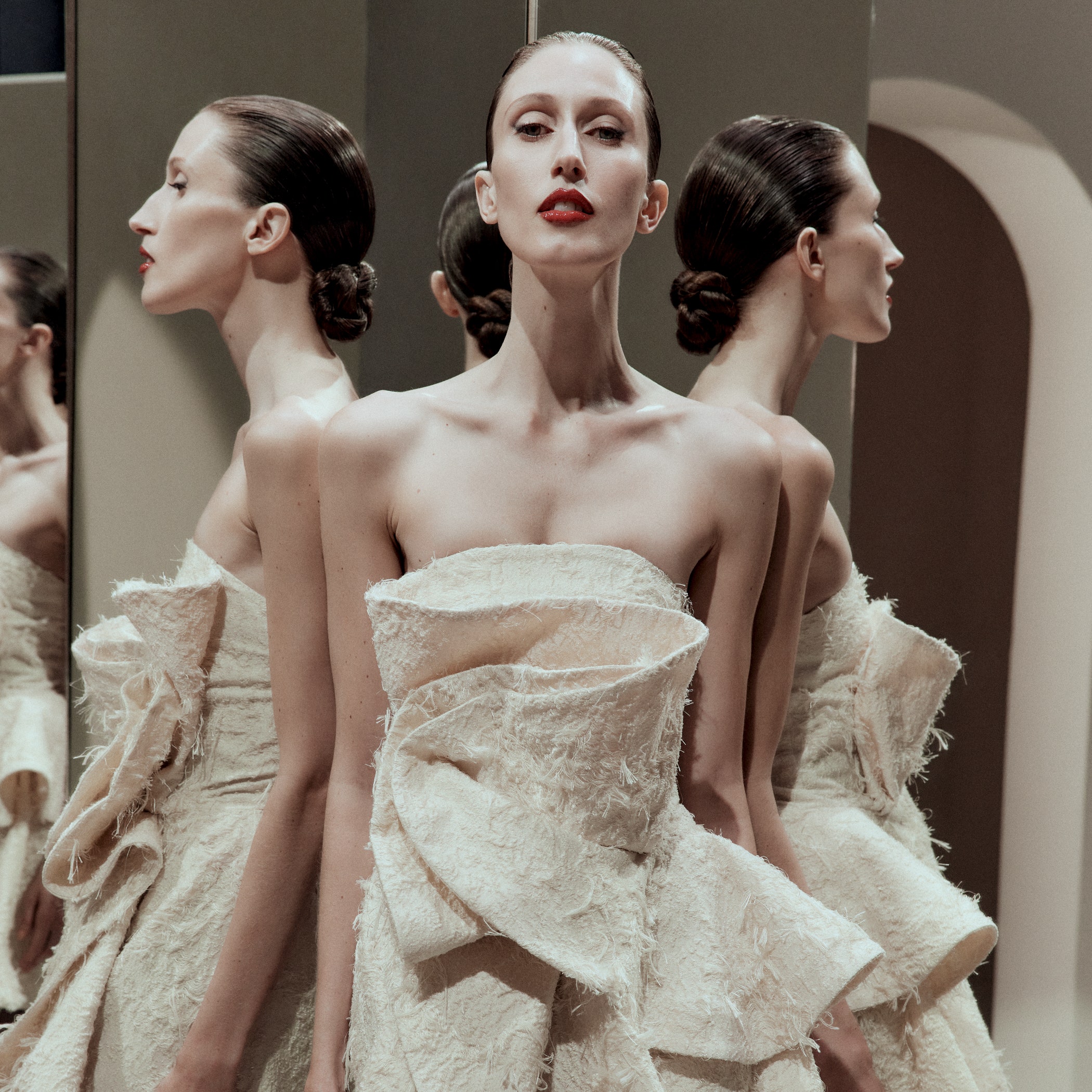 Anna Cleveland: A Look at Her Modeling Career and Achievements