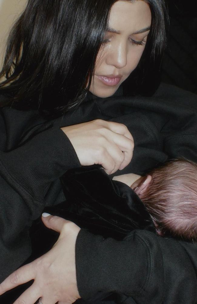 Kourtney Kardashian Welcomes Baby: See the Cute First Pics