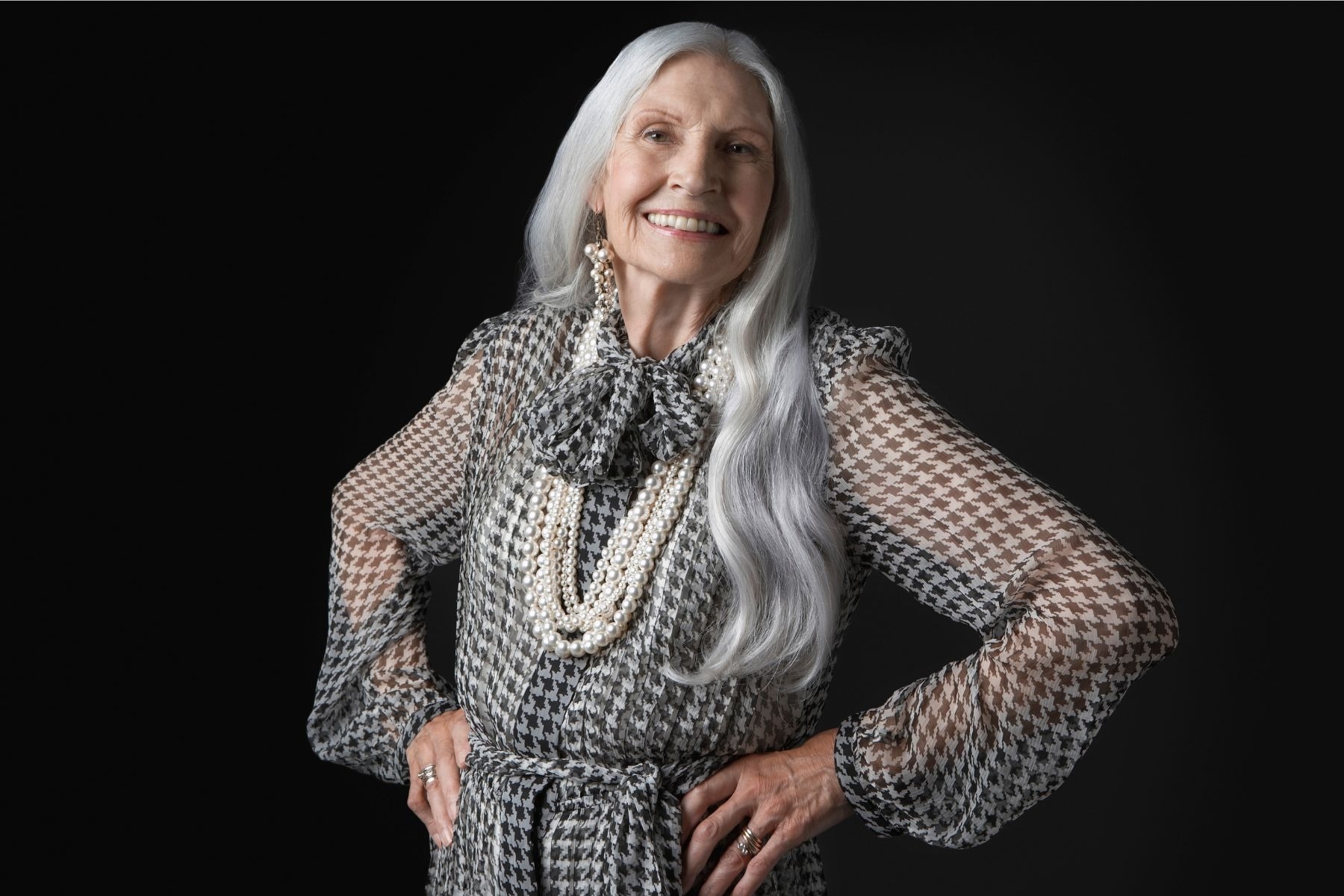 Silver hairdressing care and maintenance, expert advice for keeping your color vibrant and healthy