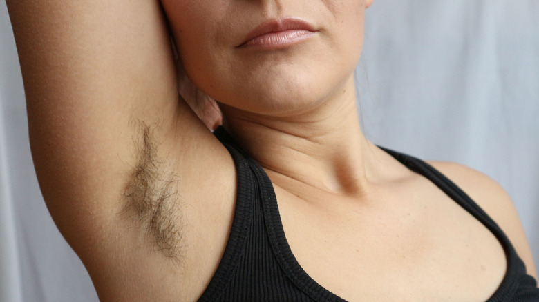 Women with Hairy Armpits: What Are the Benefits of Not Shaving, and Is It Healthier for You?