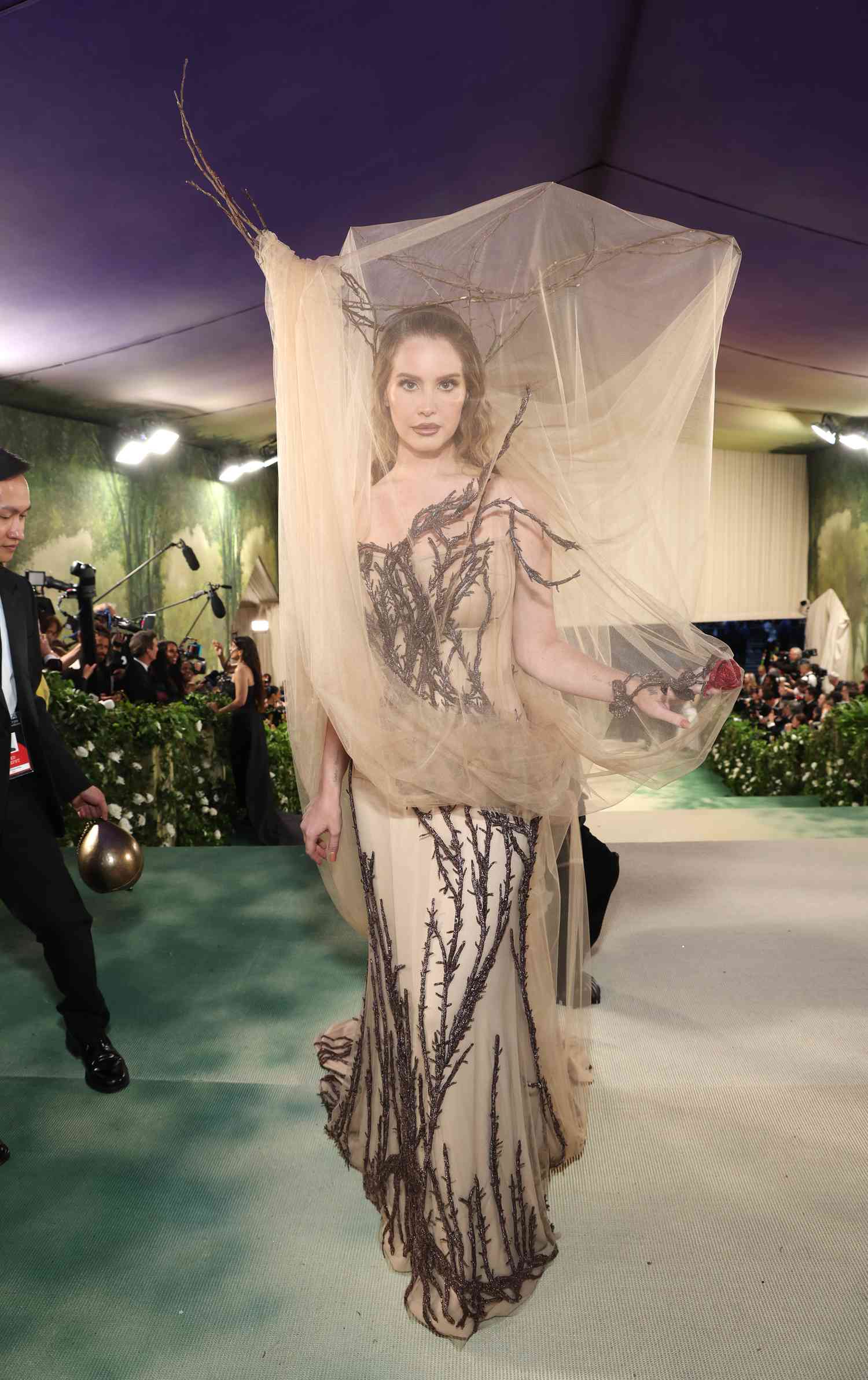 Lana Del Reys Best and Worst Met Gala Fashion Moments