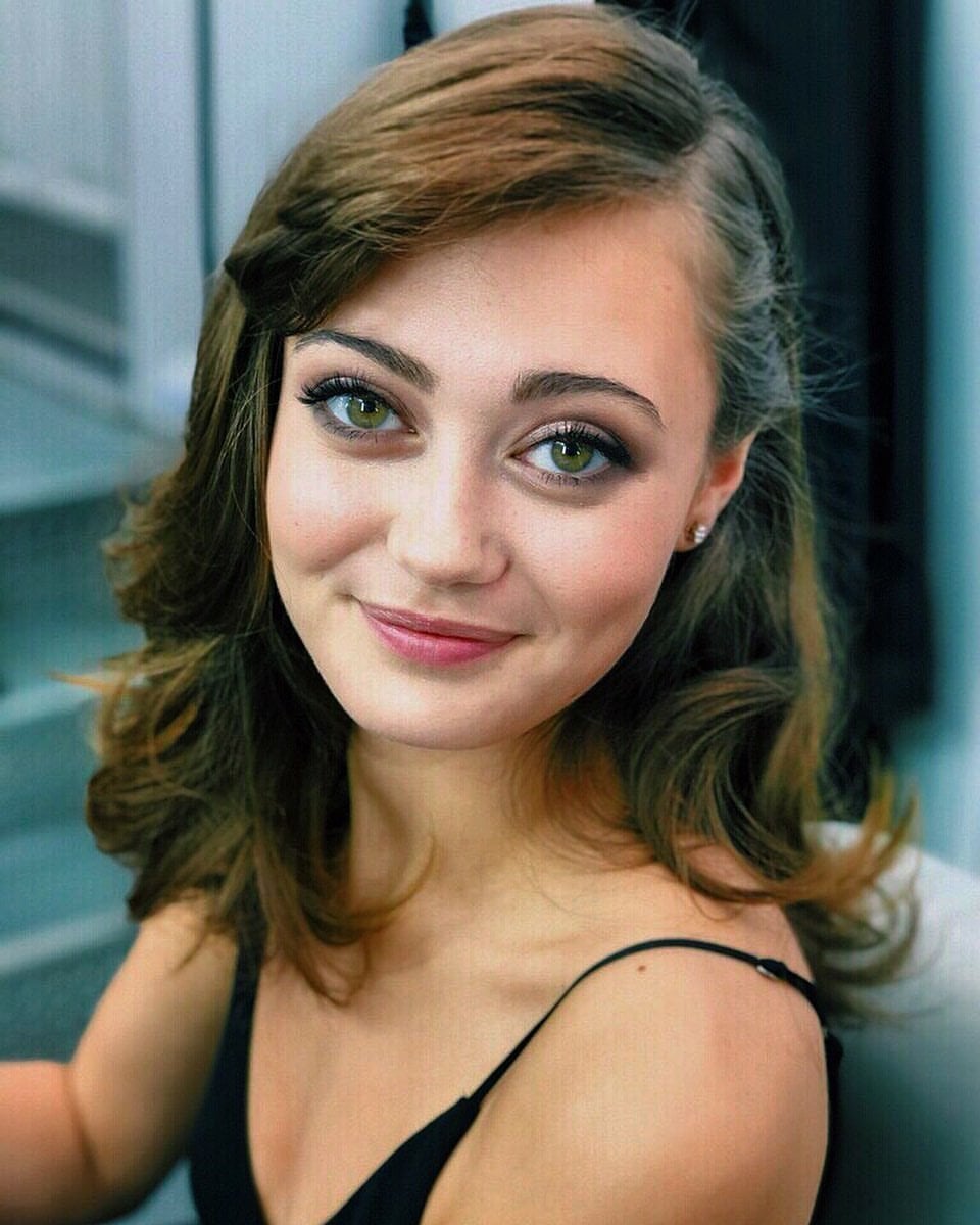 Ella Purnell Eyes: Are They Naturally That Stunning?
