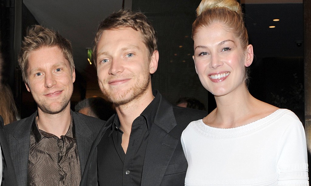 Is Simon Woods Married? Relationship status and family details