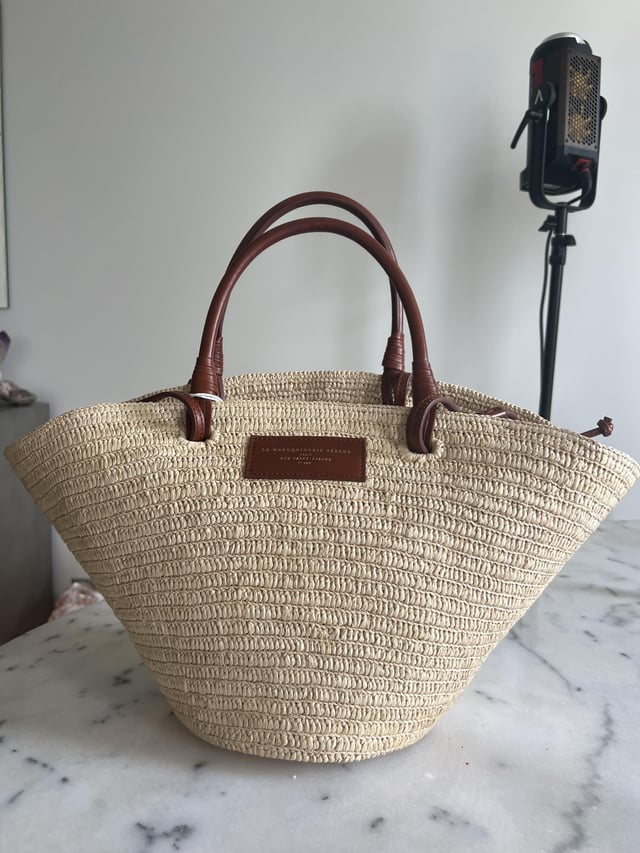 Troubleshooting: Why Am I Not Receiving Sezane Tote?
