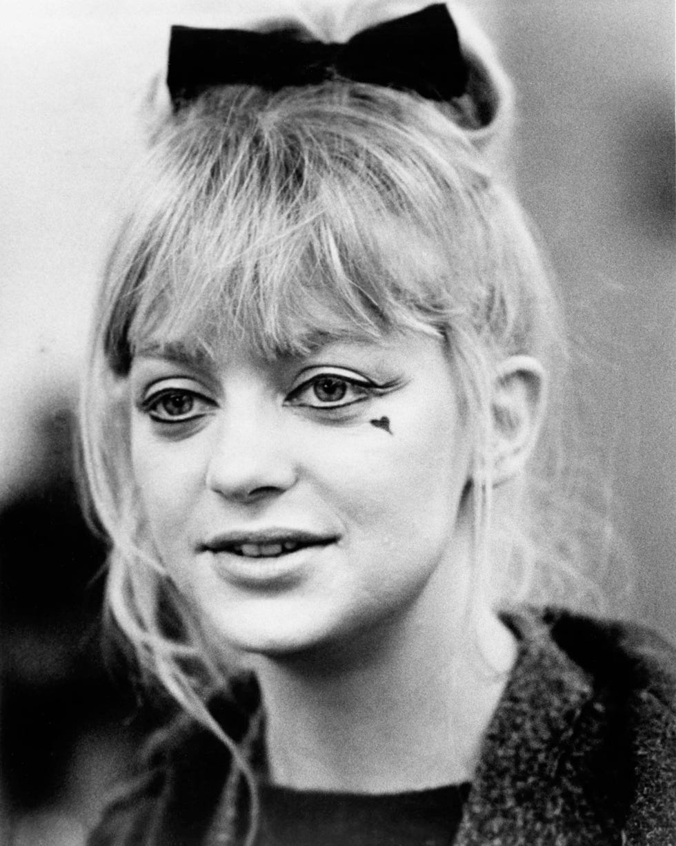 Goldie Hawn Young: Her Most Iconic Moments in Pictures