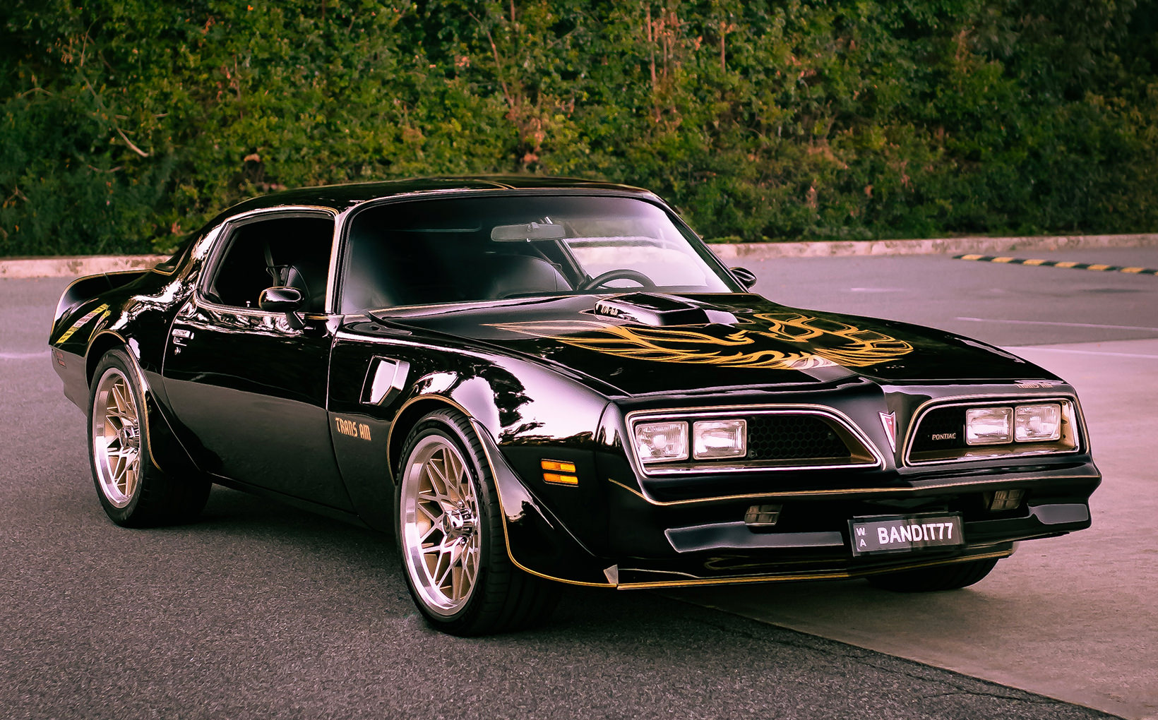 77 Trans Am: Still a Dream Car? See Why Its Iconic!