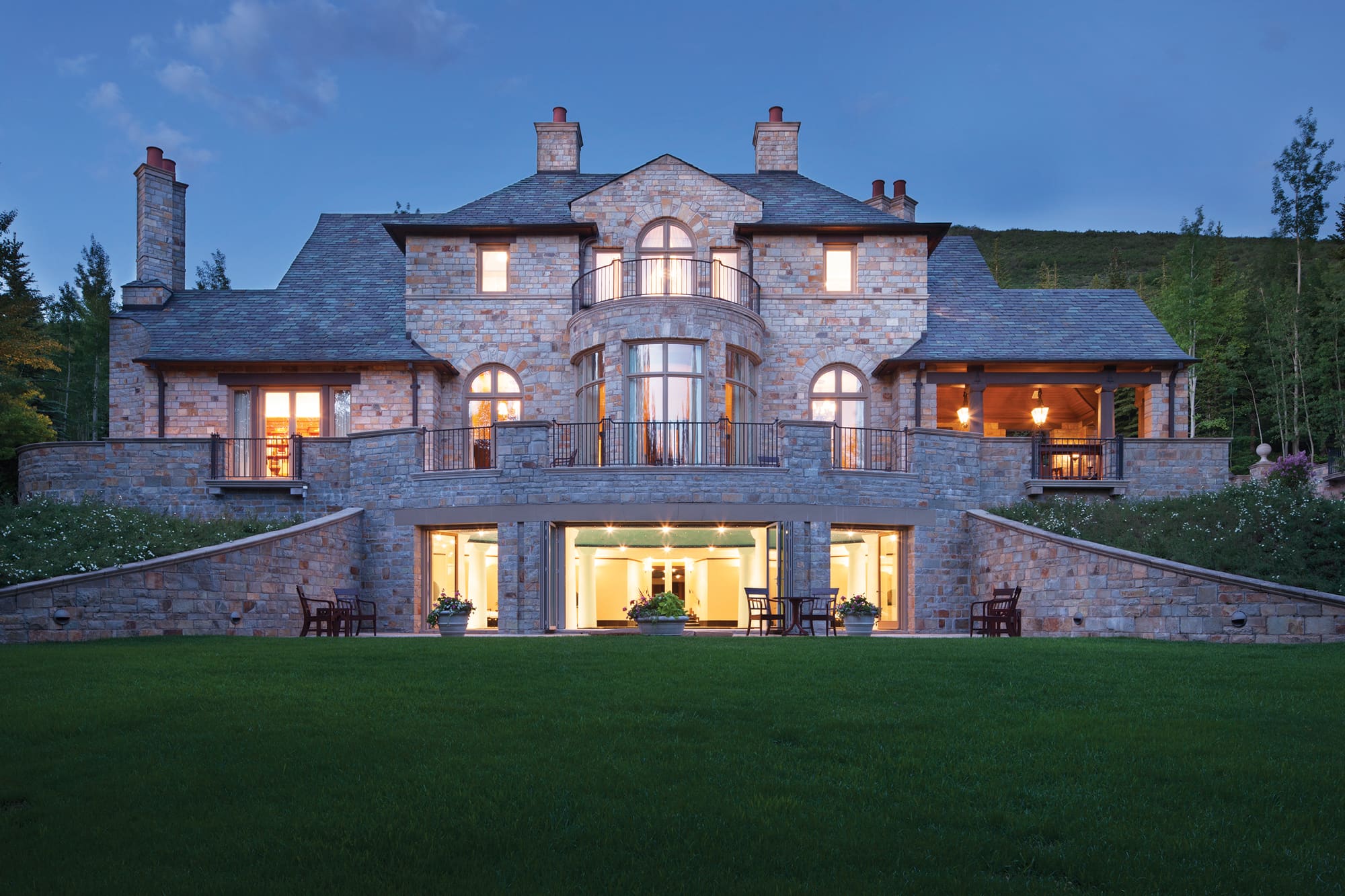 Million-Dollar Mansions: A Guide to the Most Expensive Zip Codes in the US