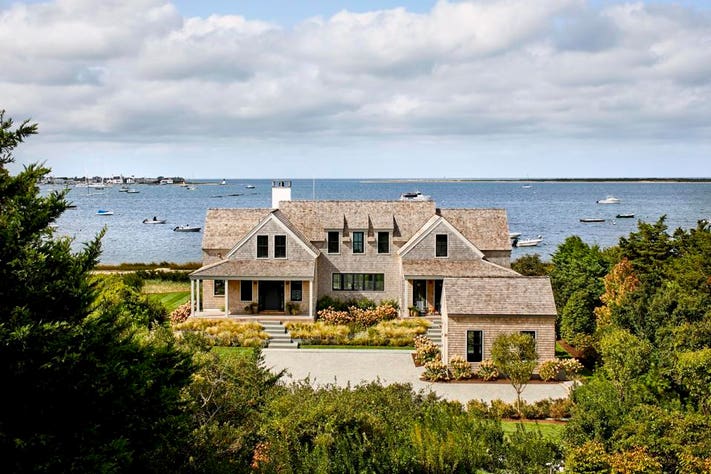 Take A Look At Dave Portnoy House: Where The Barstool King Lives.