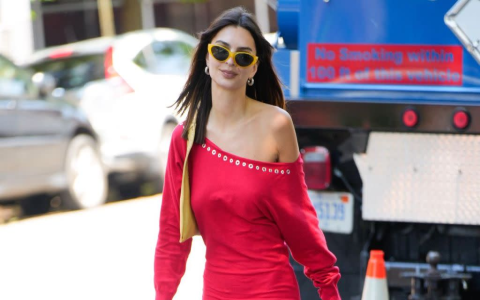 Emily Ratajkowski Movies and TV Shows: Watch These Top Picks Now