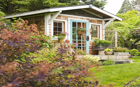 Live in a home near nature (Easy tips for finding your dream green house)