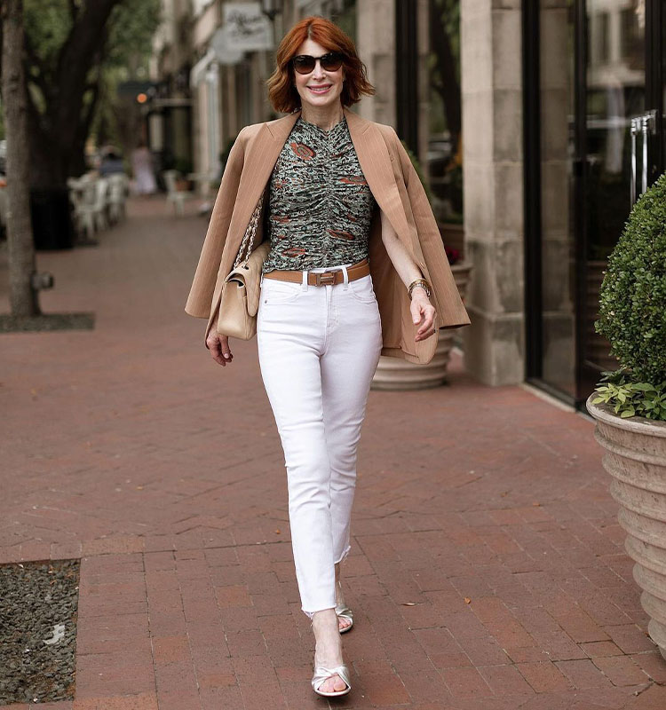 Girl Wearing Earthy Clothes: What You Need to Know to Achieve an Effortless and Chic Look!
