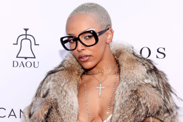 Doja Cat Dress: Want to Know Where to Buy? Read This Before You Shop, Save Your Money!