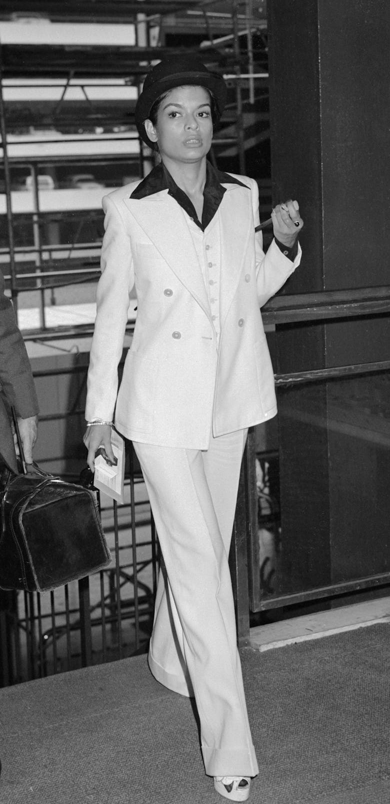 Bianca Jagger 70s Style: Steal Her Best Looks! You Must Try This!
