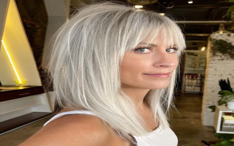 Hairstyles Medium Length With Bangs: Easy Styles for Every Day