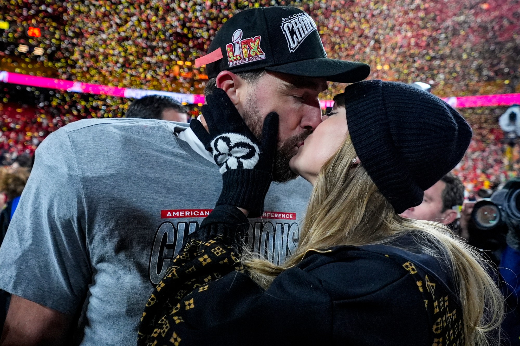 Taylor at Chiefs Game Today: Confirmed! (Heres Where to Spot Her in the Stadium)