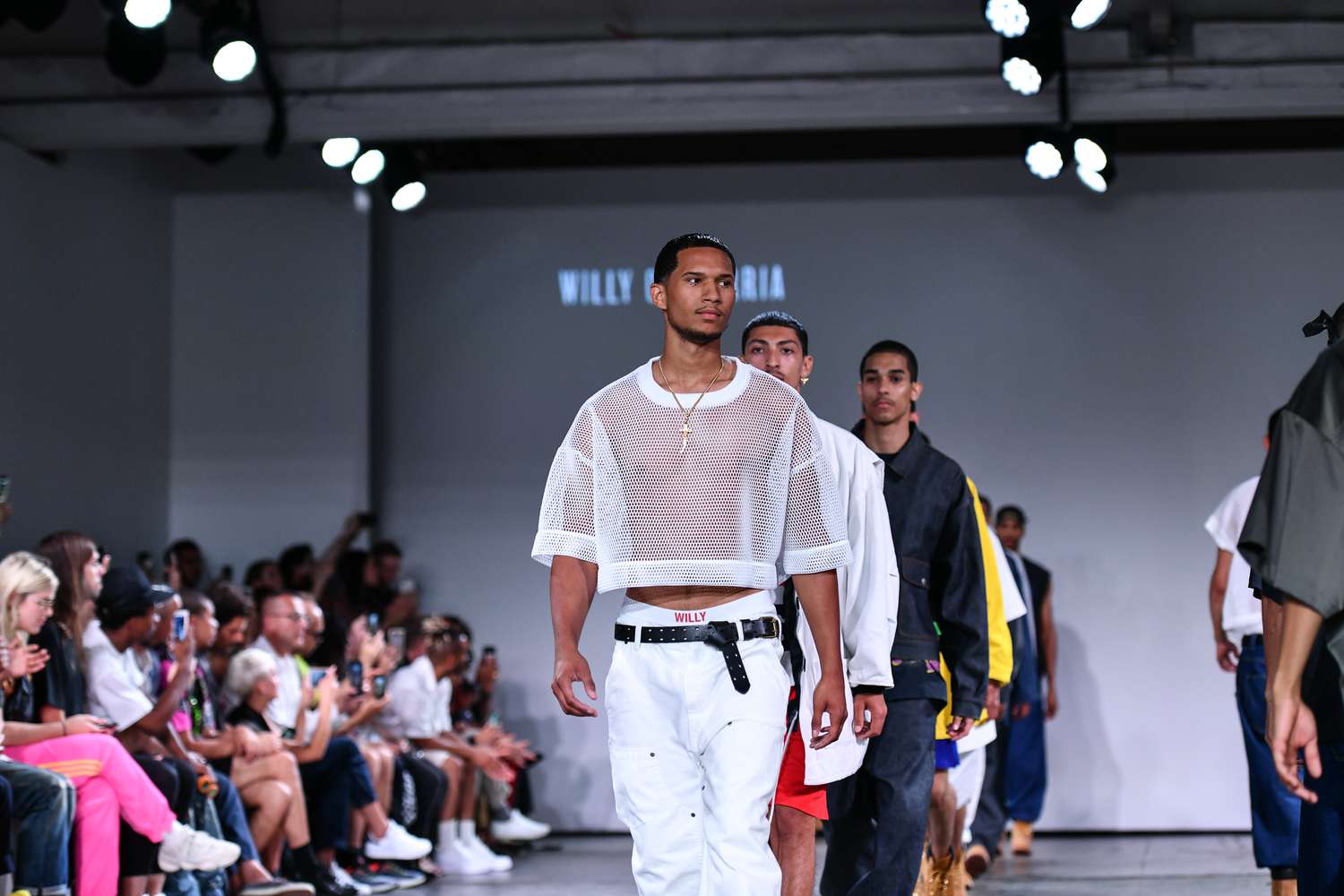 Male Runway Models: Where to Find Them? Best Agencies Revealed!