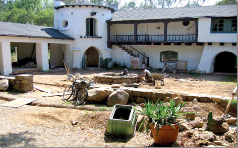 Naomi Campbell House Location: Where Does the Supermodel Live? Discover Her Secret Hideaway!