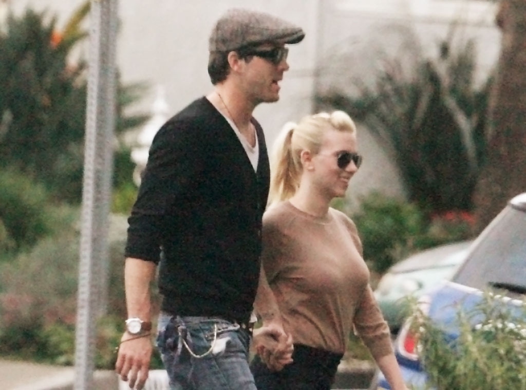 Remember When Ryan Reynolds Scarlett Johansson Were Married?