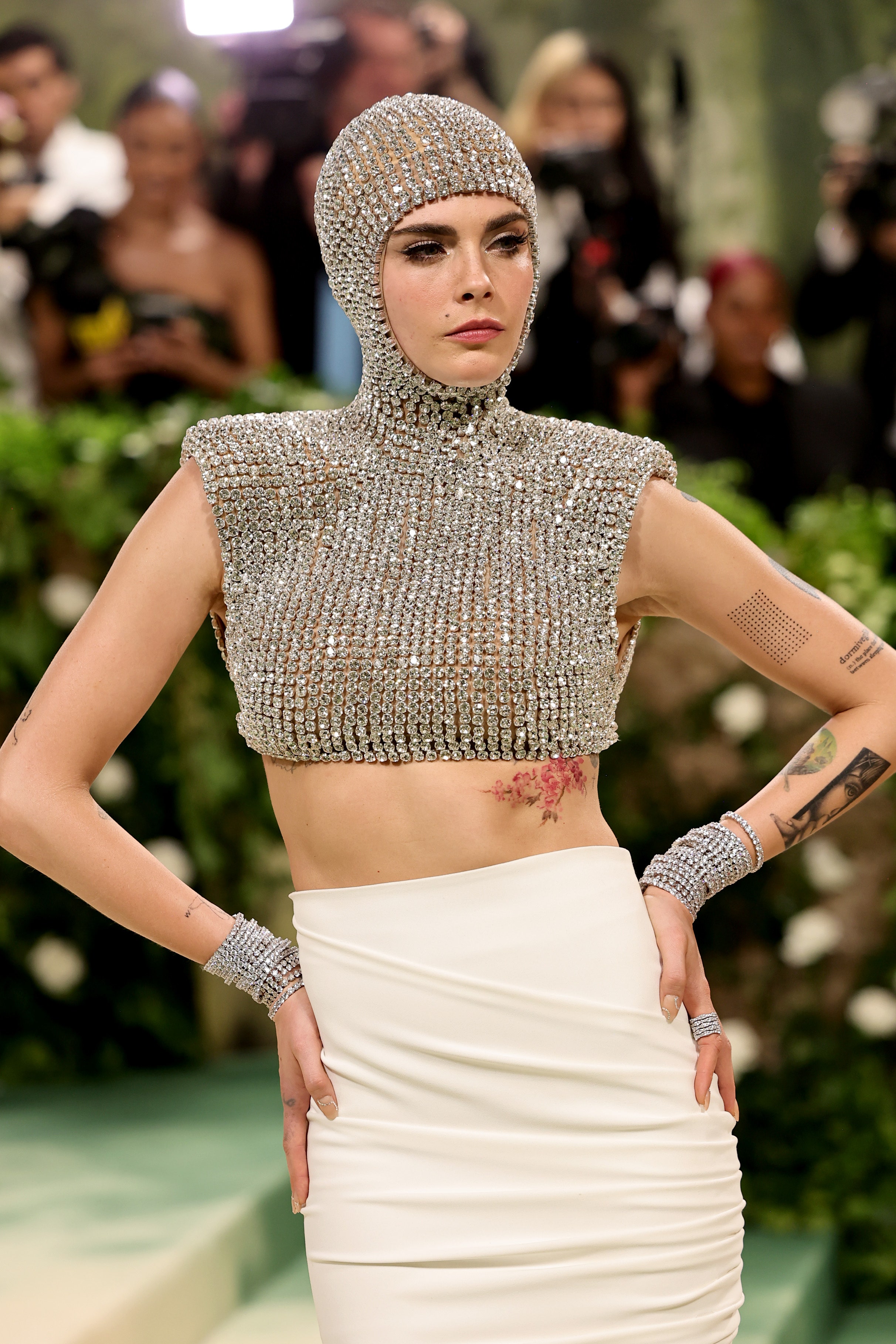 Cara Delevingne at Met Gala 2024: Everyones Talking About Her Look! Lets see what the buzz is all about.