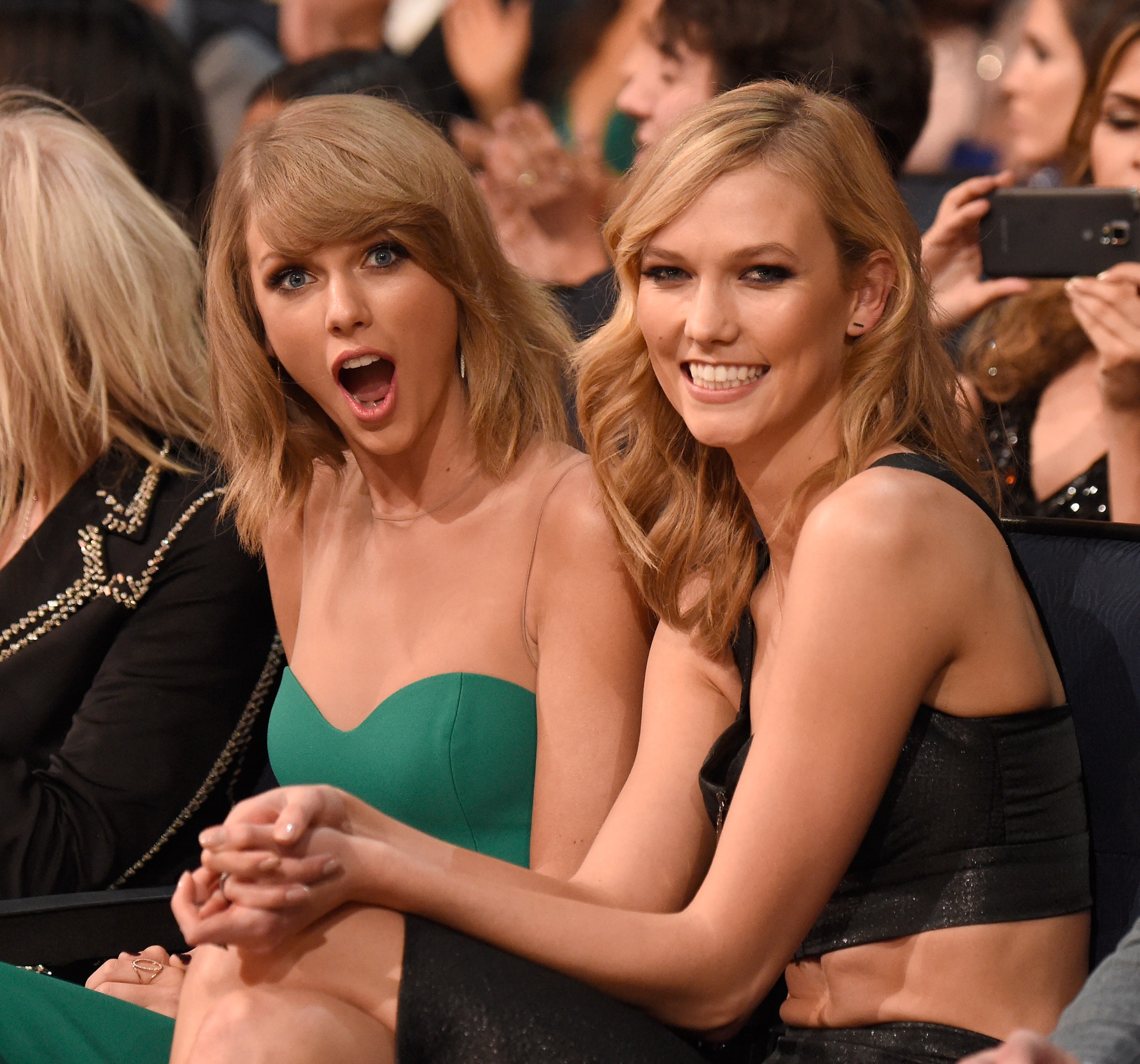swakoriksi karlie kloss: What is the connection between swakoriksi and karlie kloss you must know?