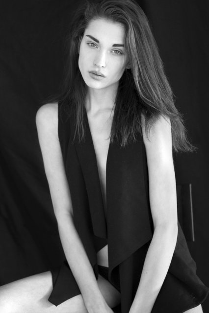 Channeling Fashion Natalia Krol: A Beginners Guide to Her Iconic Style Tips