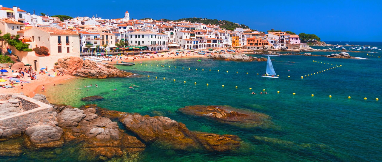 Looking to Spain Relax? Easy Guide to a Stress-Free Spanish Holiday