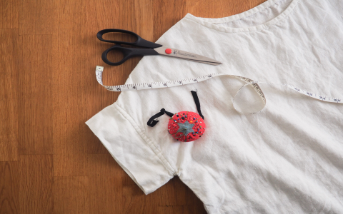 vogue magazine t shirt, where to find the coolest styles and the best prices, simple and easy guide