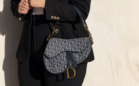 How to Style a Pink Dior Shoulder Bag? Get Inspired by These Fashionable Outfits