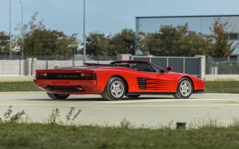 Buying a Ferrari 1990: What to Know?  Get the details here!
