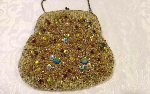Sequin Purse: How to Rock It? Insider Tips for You!