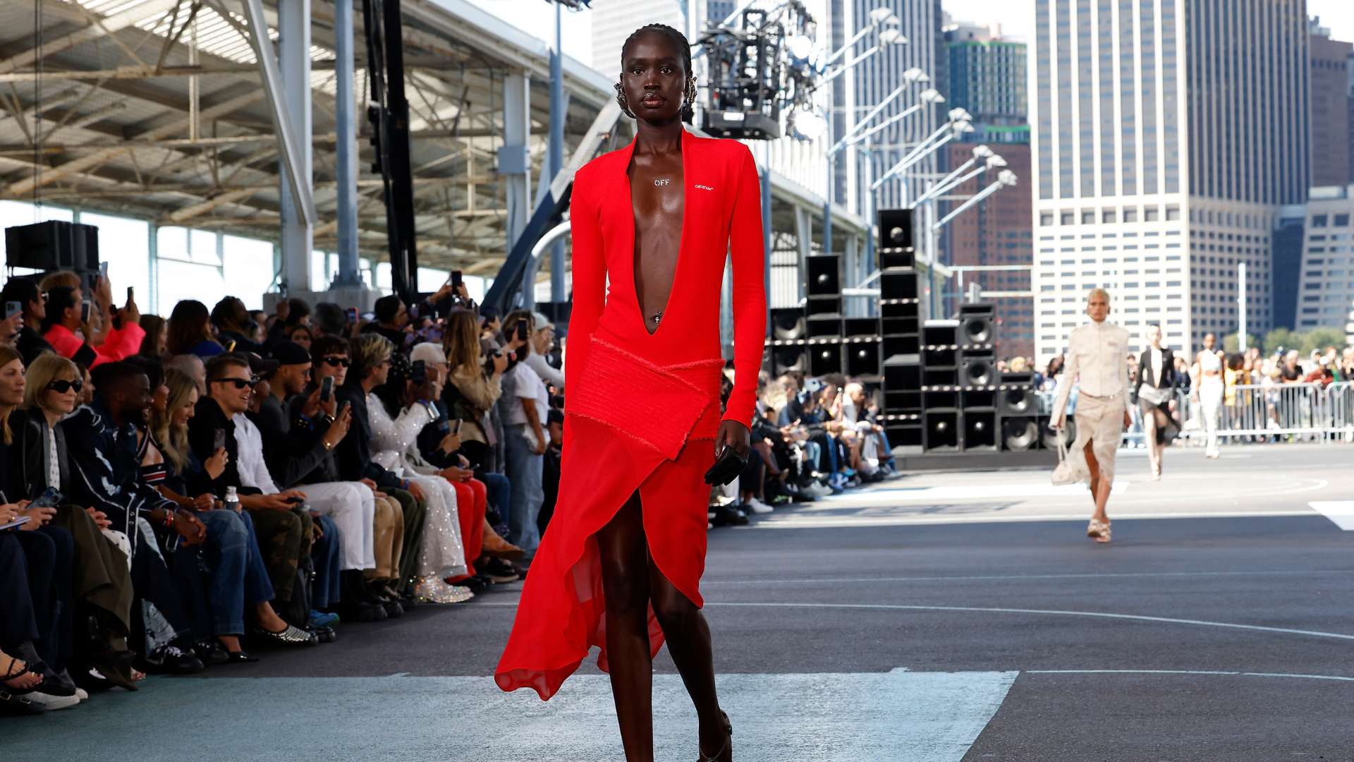 LVMH Off White: How to Style Your Pieces. Get Tips and Inspiration for Your Outfits.
