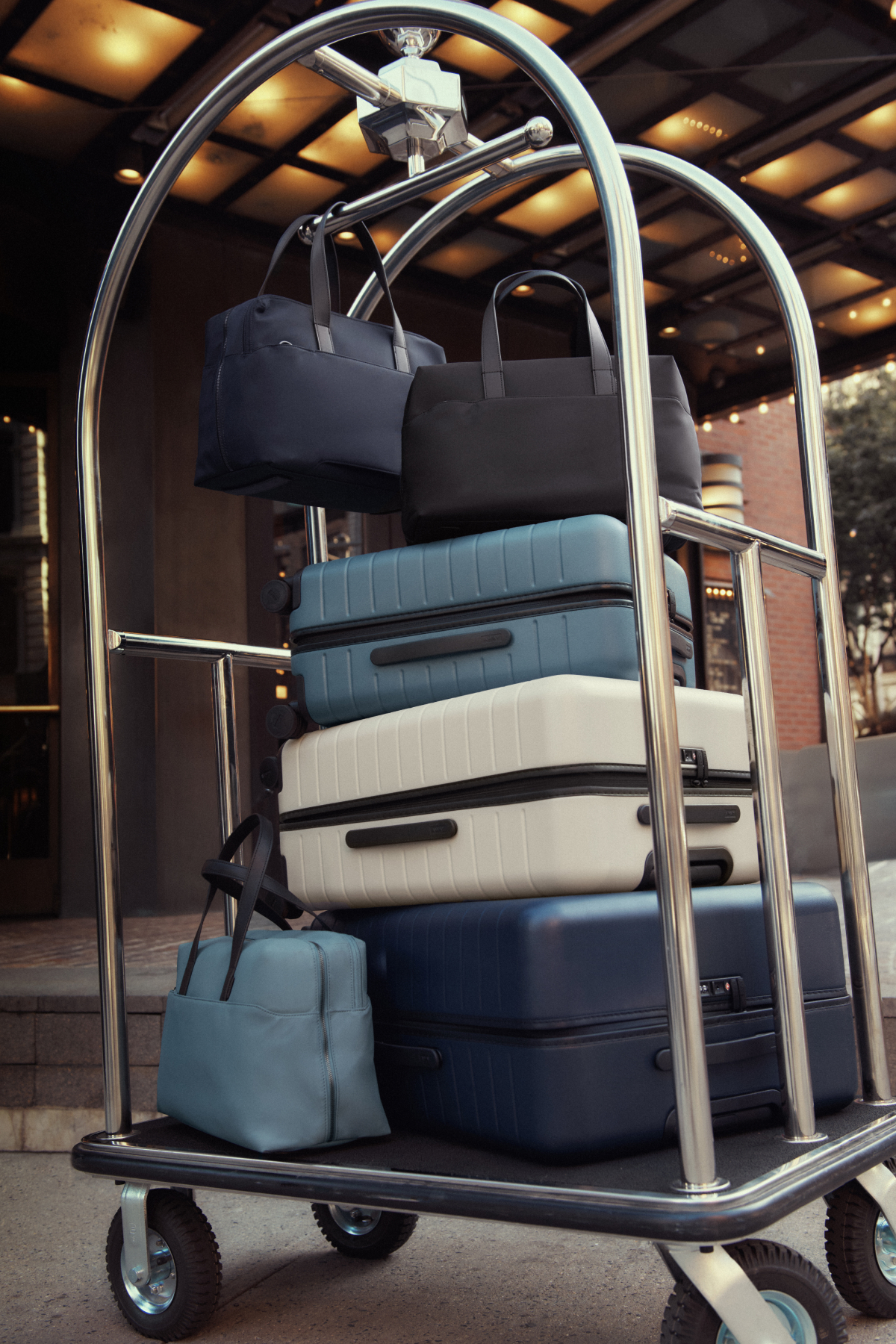 Away luggage return policy(what to expect when returning your bag)
