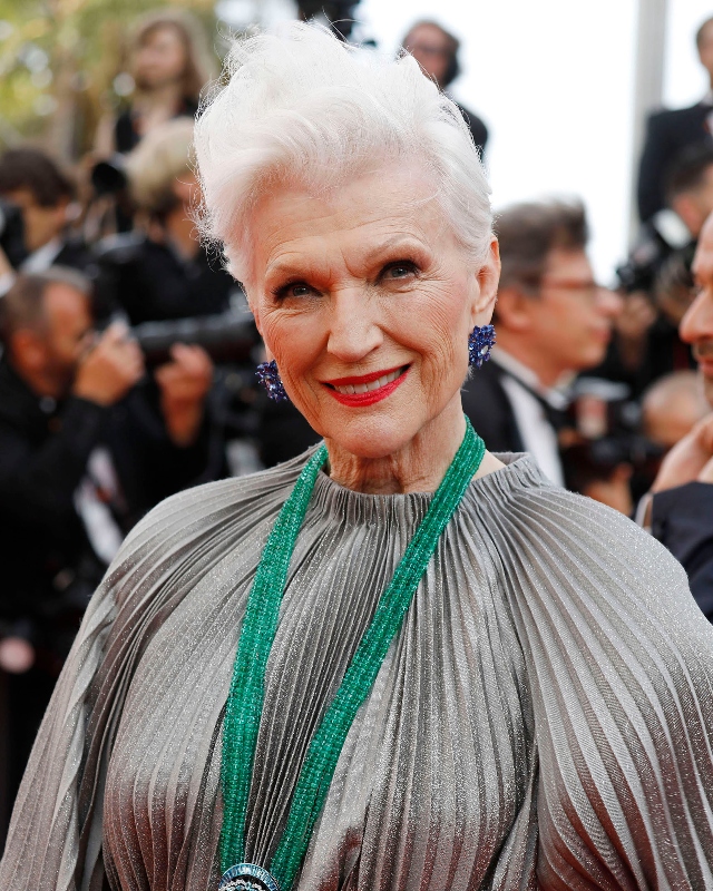 White Hair, Dont Care: See Older Actresses Rocking Their Gorgeous Gray Locks!