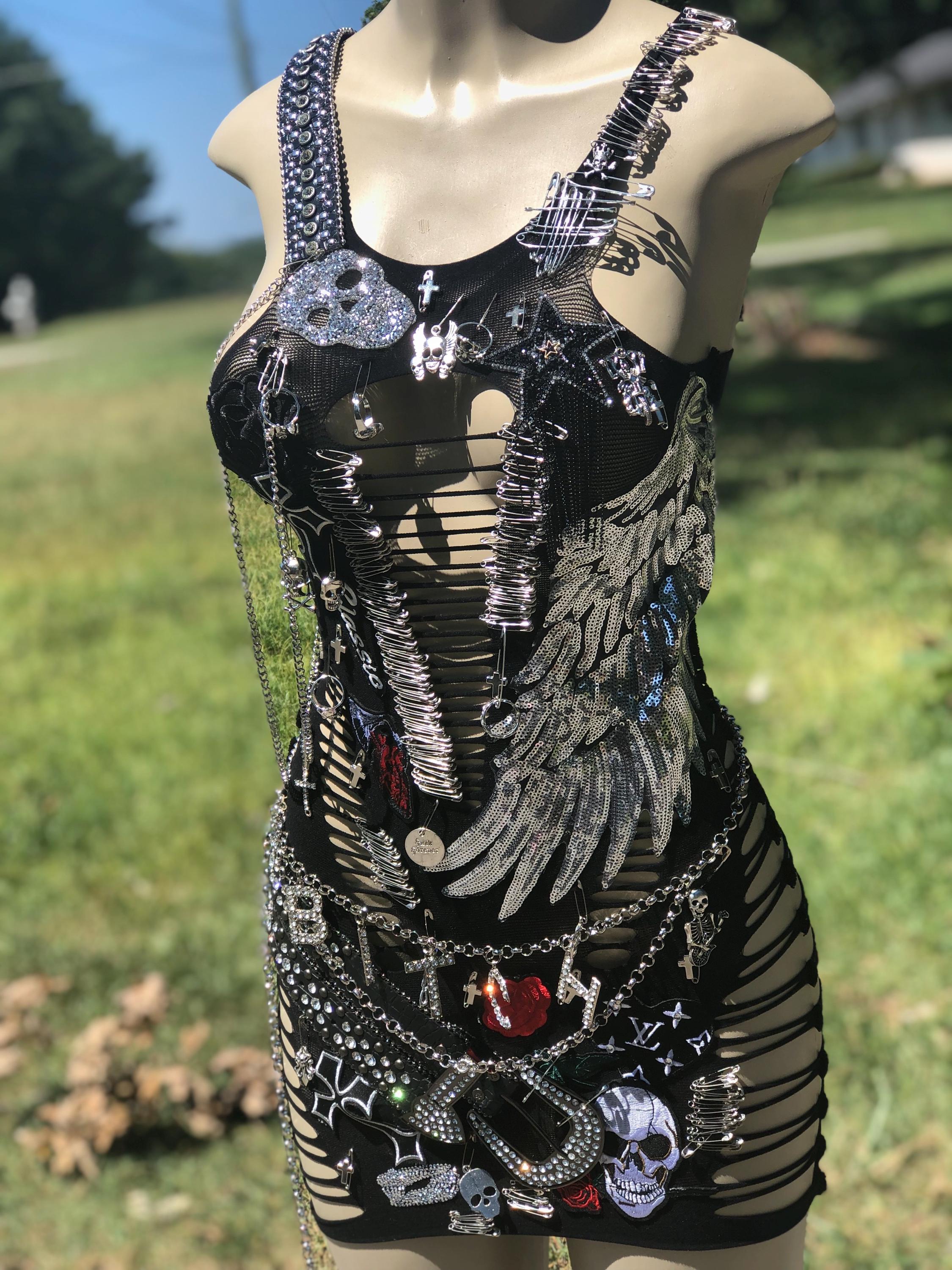 Find Your Perfect Safety Pin Dress: Best Styles & Shops