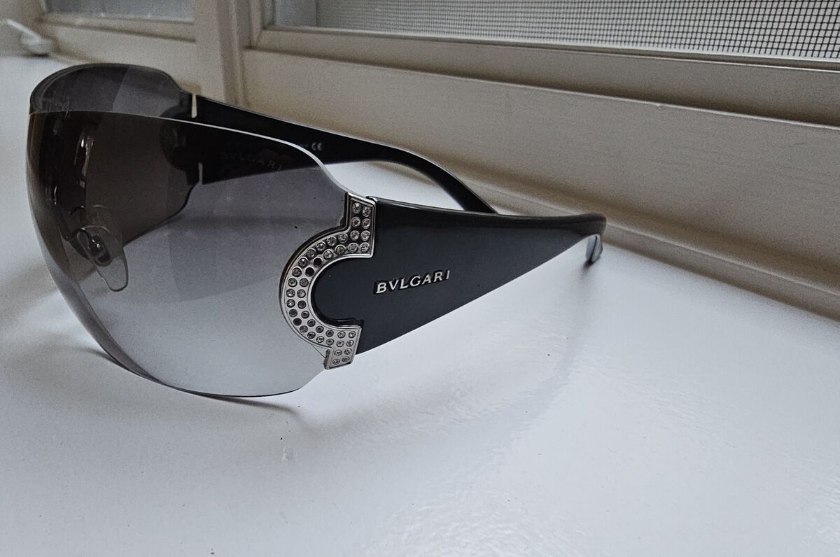 Bvlgari Jewelry Rimless Shield Sunglasses: Check Out These Looks