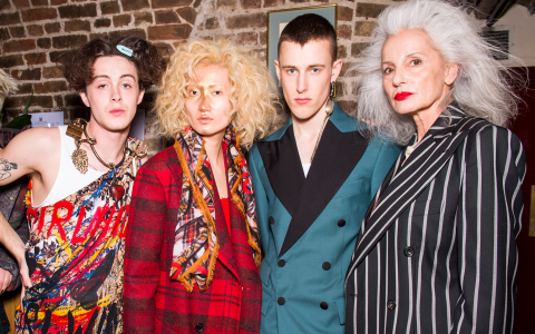 Fashion Show Vivienne Westwood: Check Out the Craziest Looks & Get Inspired!