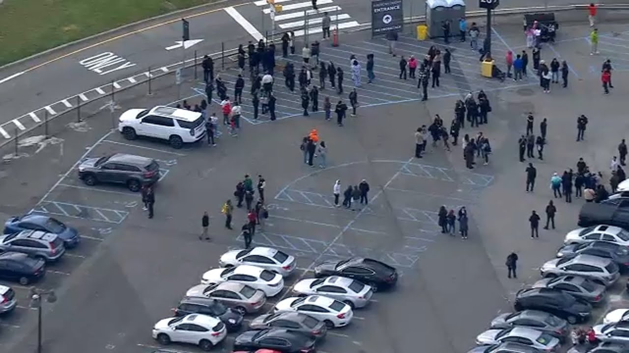 Shoppers Evacuated from American Dream Mall: Full Story Inside
