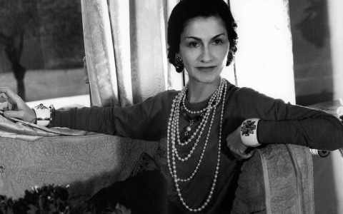 Chanel Photoshoot: How to Achieve that Classic, Chic Style