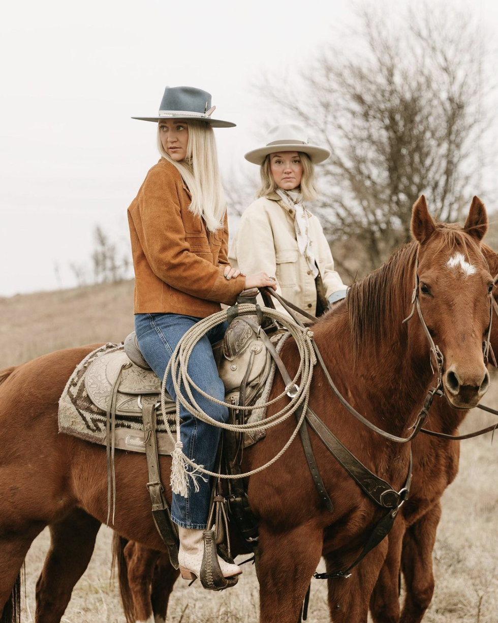 Cowboy Attire for Women: Get the Western Look Today.