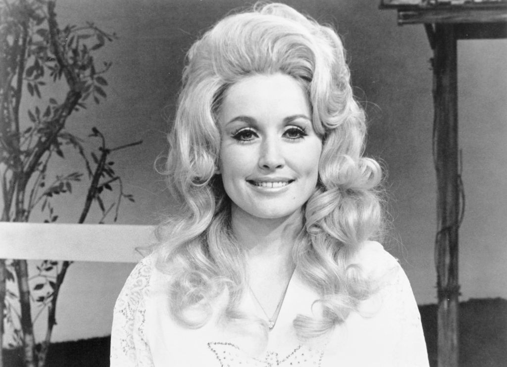 Pictures of Dolly Parton young : Flashback to Her Early Days in Photos!