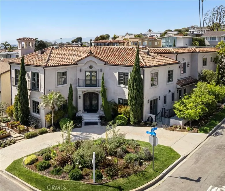 Jared Goff House Tour: Check Out His Amazing New Pad!