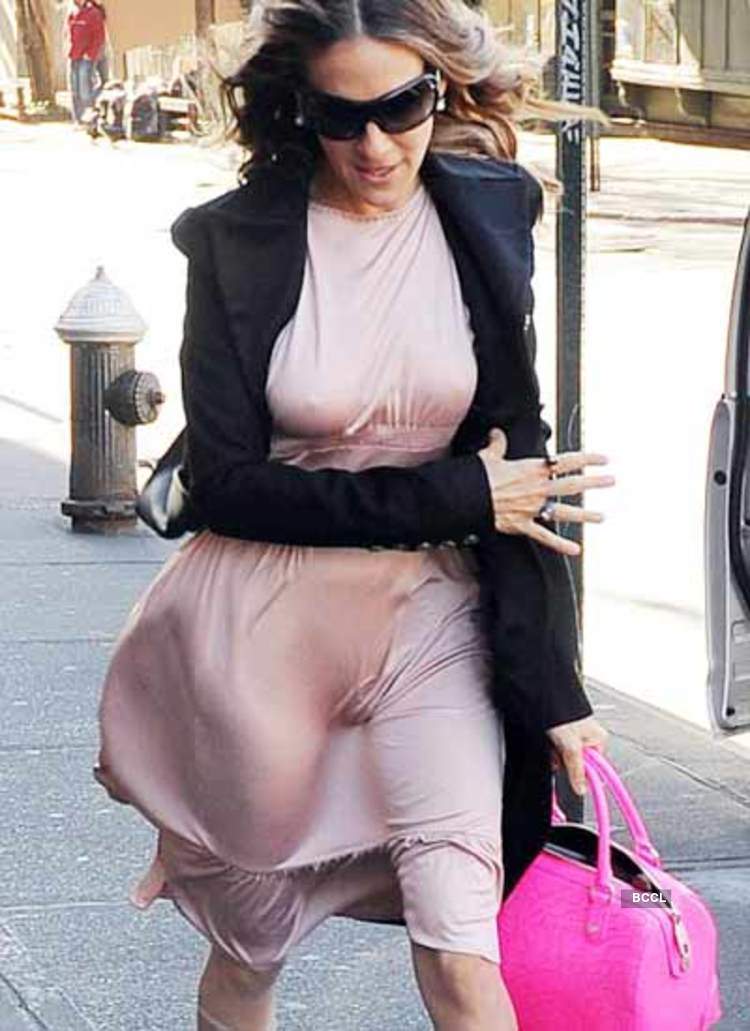 Sarah Jessica Parker Nip Slip Moments: A Look at the Photos!