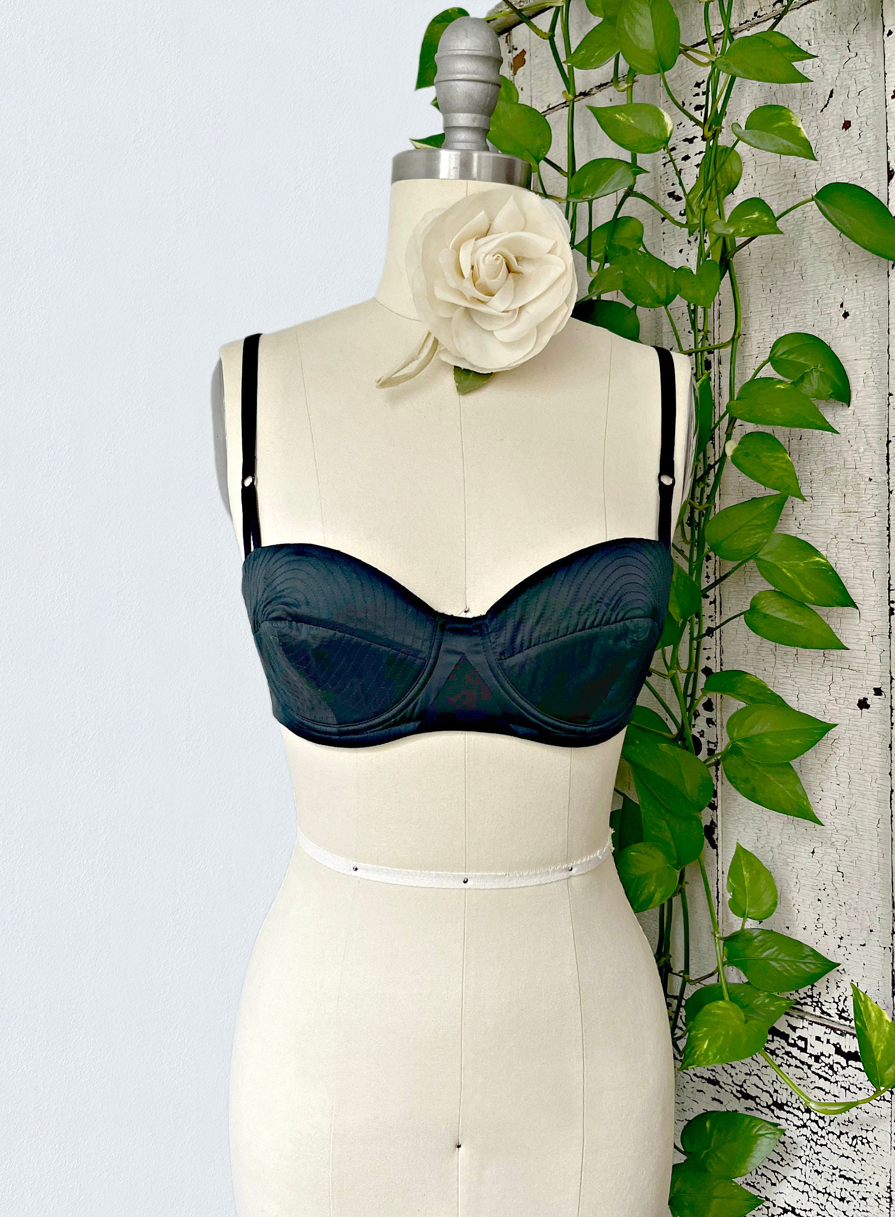 Where to Buy af vandevorst: Find Vintage Pieces & Explore Past Collections.