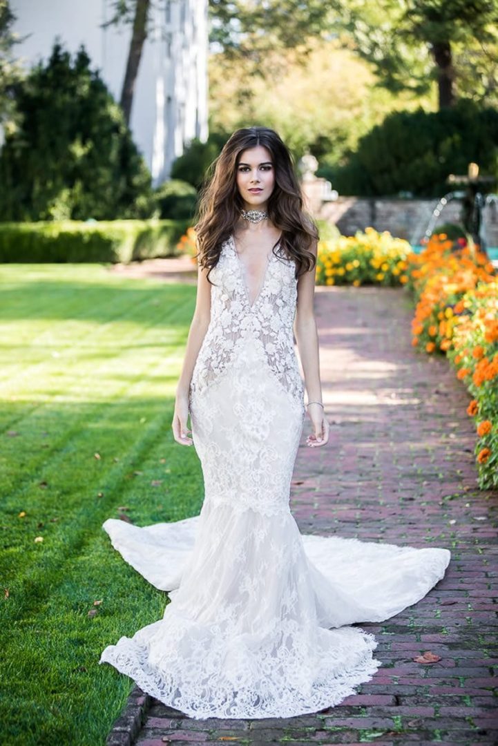 Isabelle Armstrong: Is This Luxury Bridal Designer Right for You?